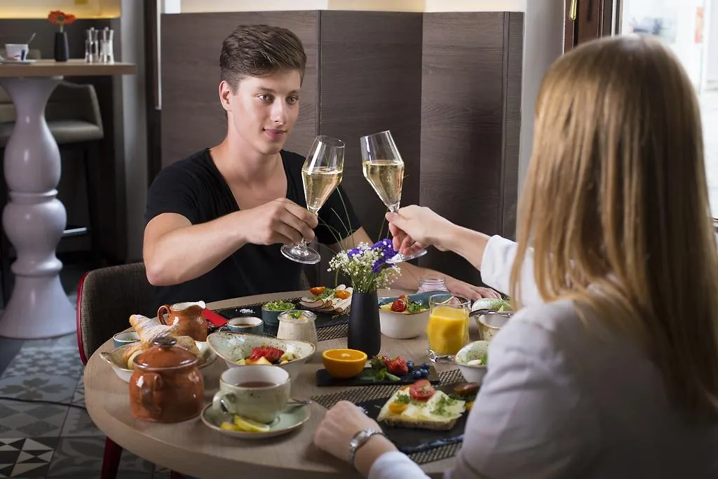 Mercure Vienna First Hotel